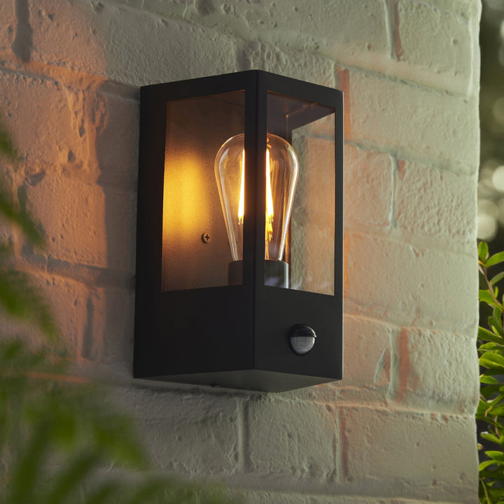 Endon 120552 Huntington Outdoor Pir Wall Light Matt Black & Clear Glass