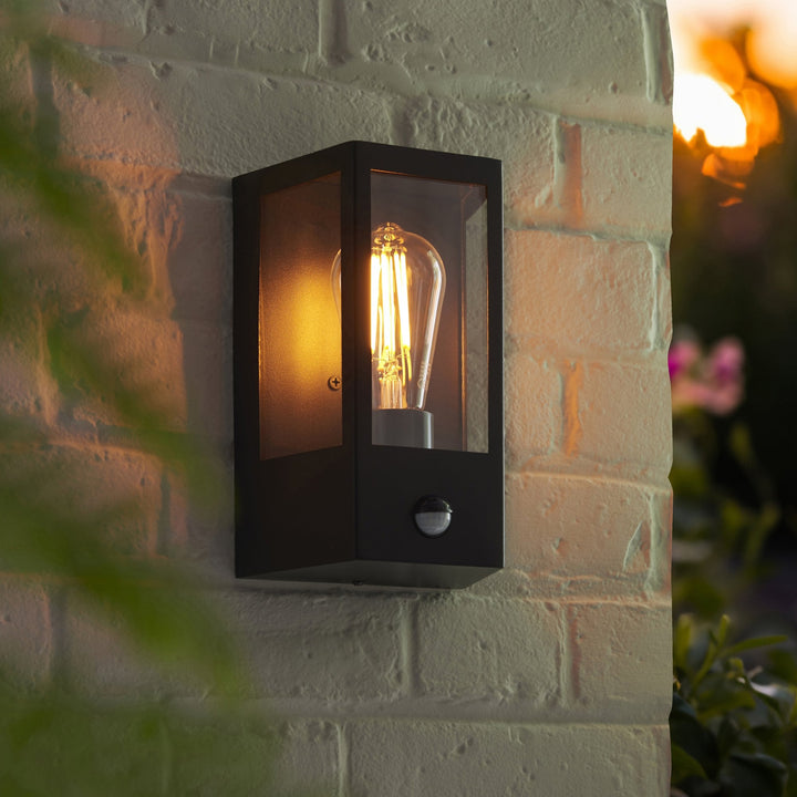 Endon 120552 Huntington Outdoor Pir Wall Light Matt Black & Clear Glass