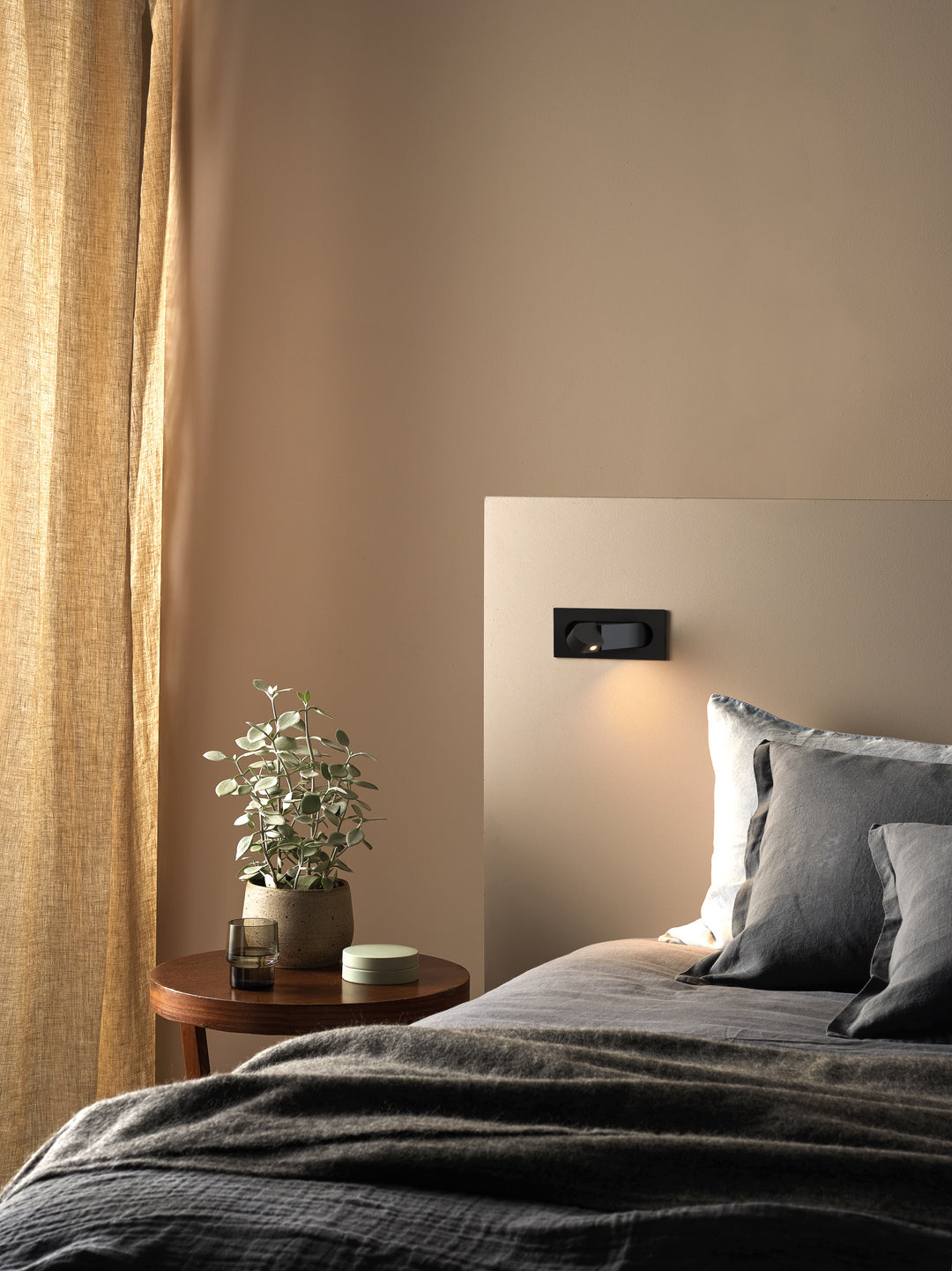 Astro 1323043 Digit LED Reading Light Matt Black