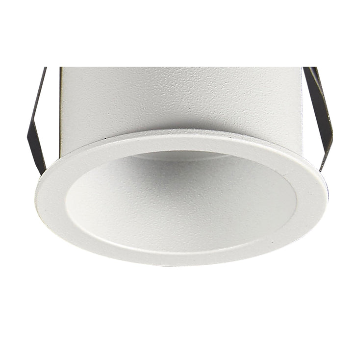 Mantra M6861 Guincho Outdoor Spotlight 5W LED Sand White