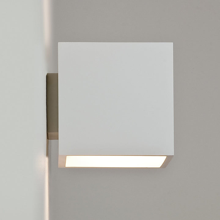 Astro 1196001 Pienza Plaster Wall Light