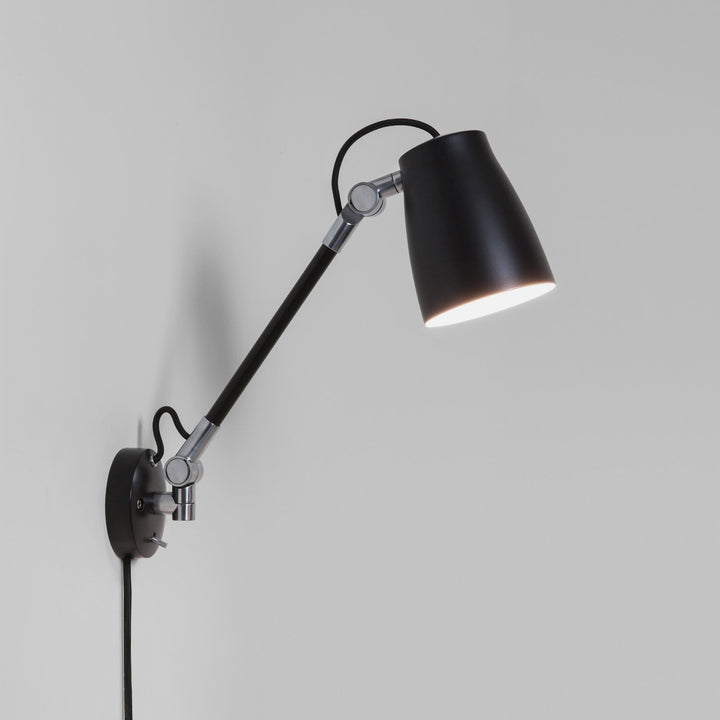 Astro 1224016 | Atelier Grande Wall Light | Matt Black