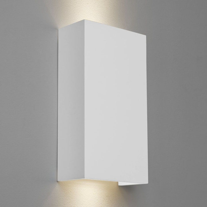 Astro 1315002 | Pella 190 GU10 | Plaster Wall Light