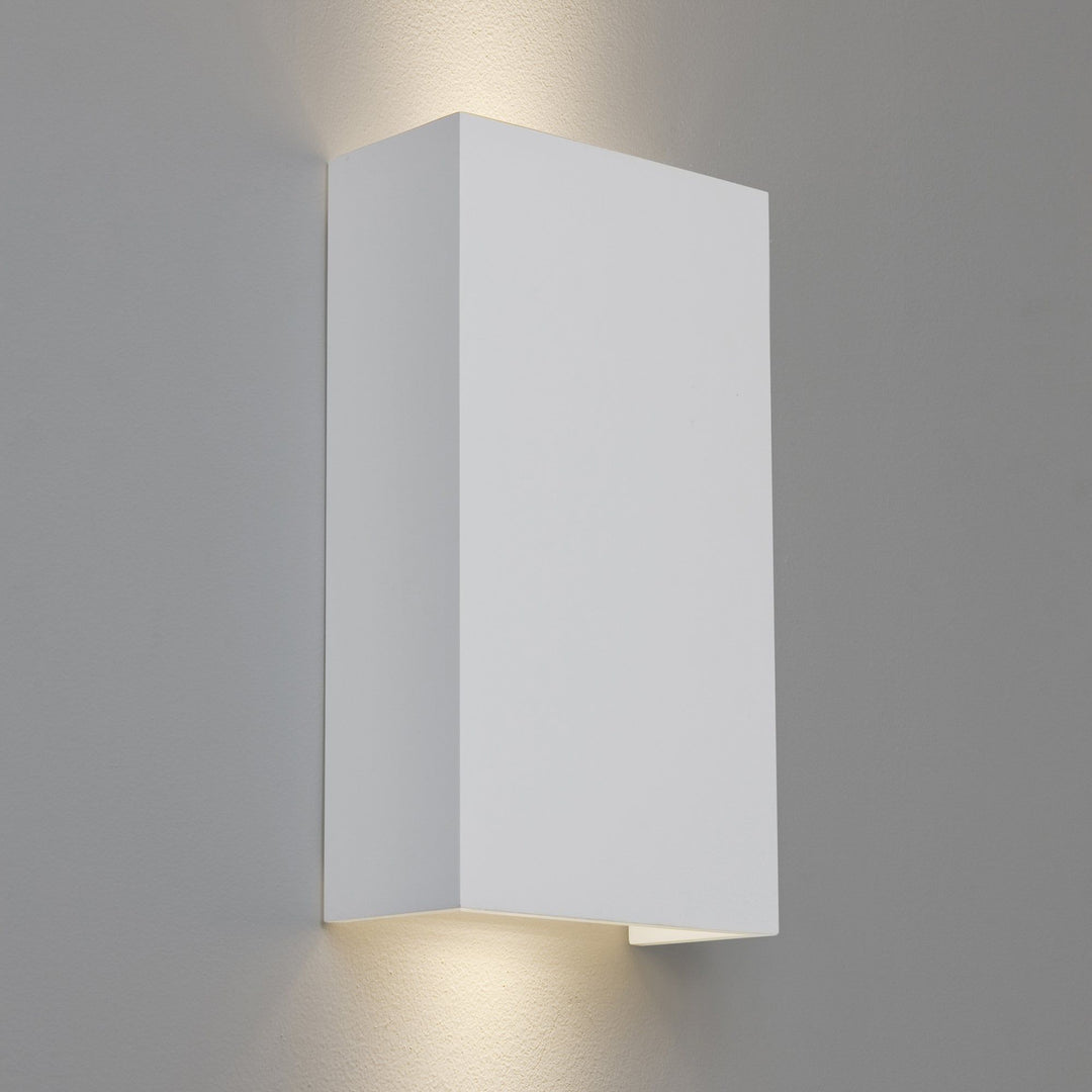 Astro 1315002 | Pella 190 GU10 | Plaster Wall Light