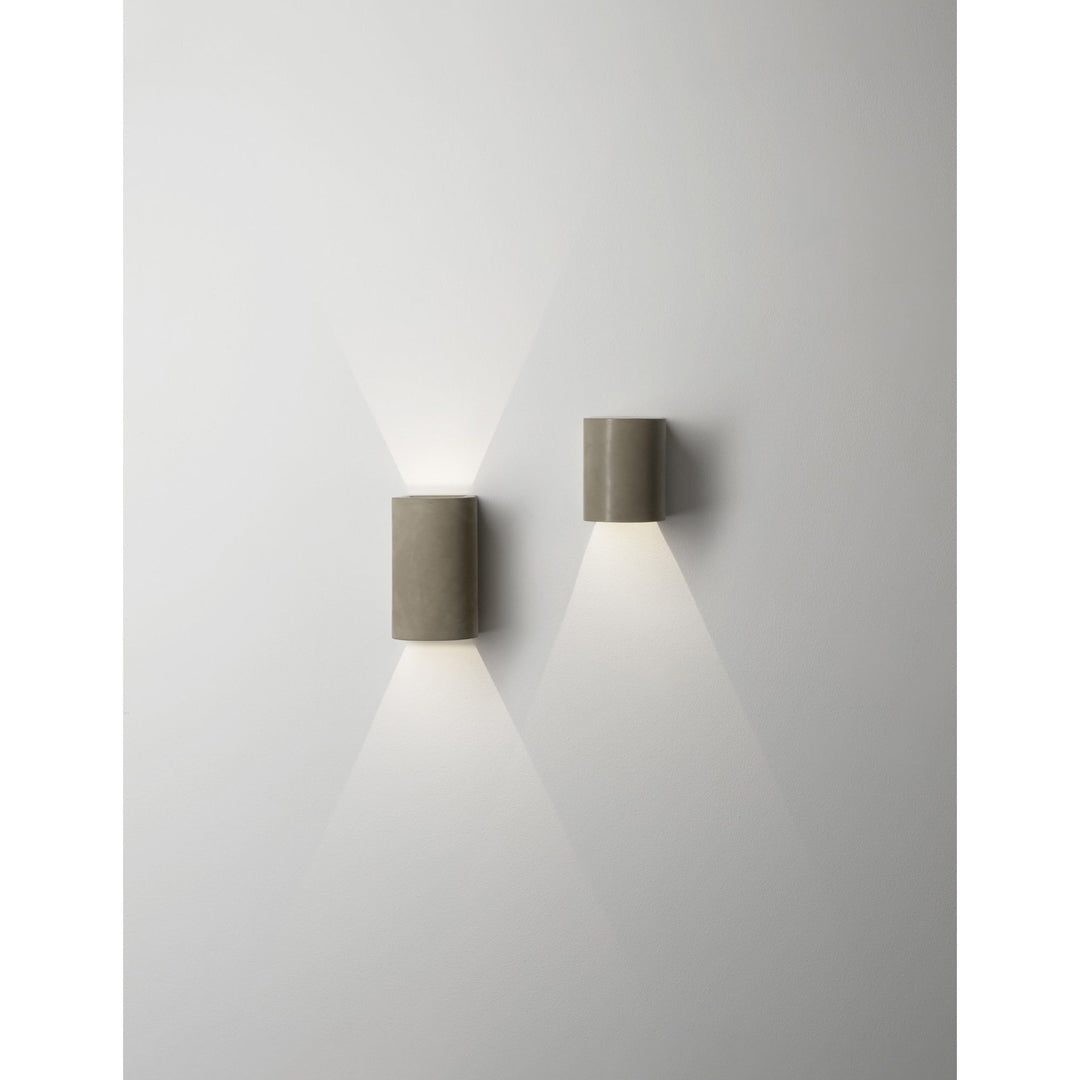 Astro 1384019 Dunbar 120 LED Outdoor Wall Light Concrete