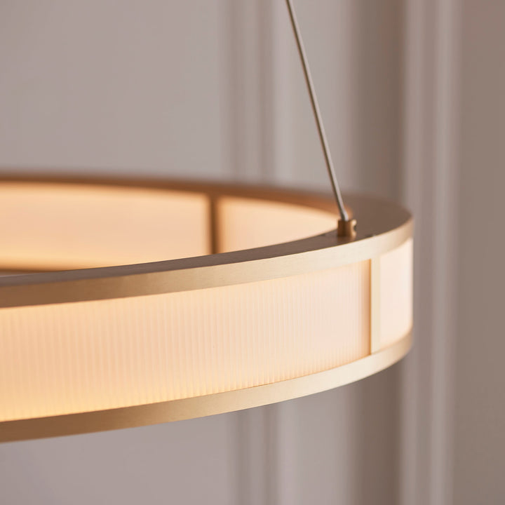 111334 Classic Ribbed Hoop LED Pendant Gold