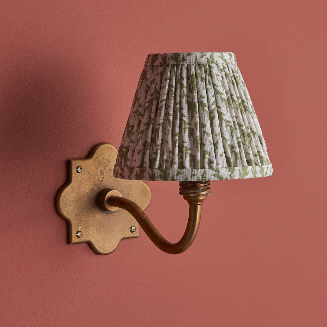 113768 Anvil Curve &amp; Leaf 16cm Wall Light Brass Green