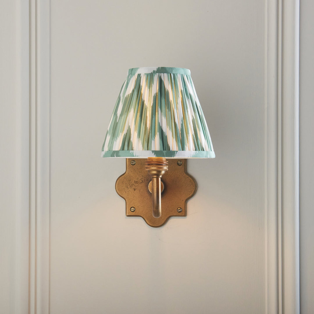 113773 Anvil Curve &amp; Zigzag 16cm Wall Light Brass Green