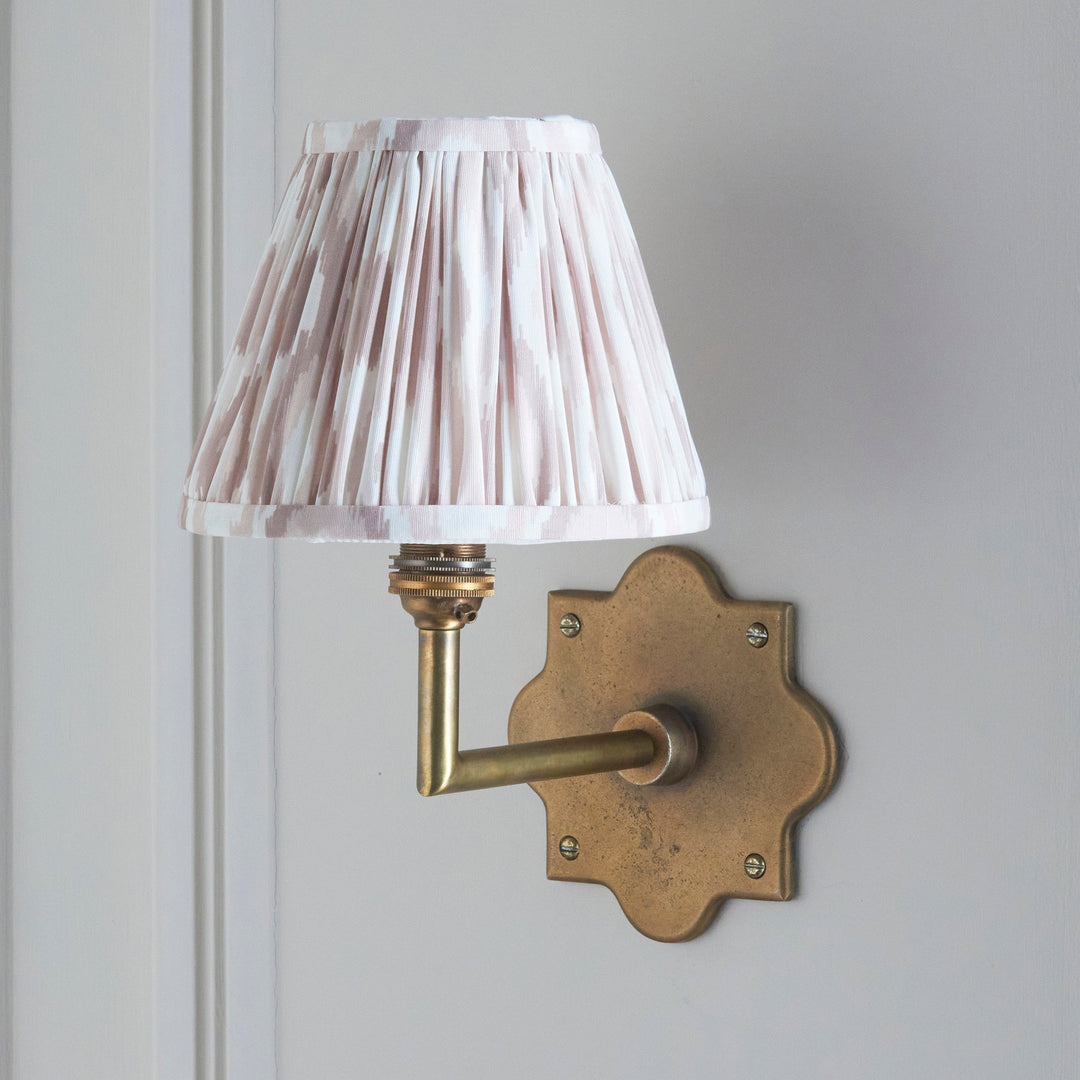 113786 Anvil Angle &amp; Ikat 16cm Wall Light Brass
