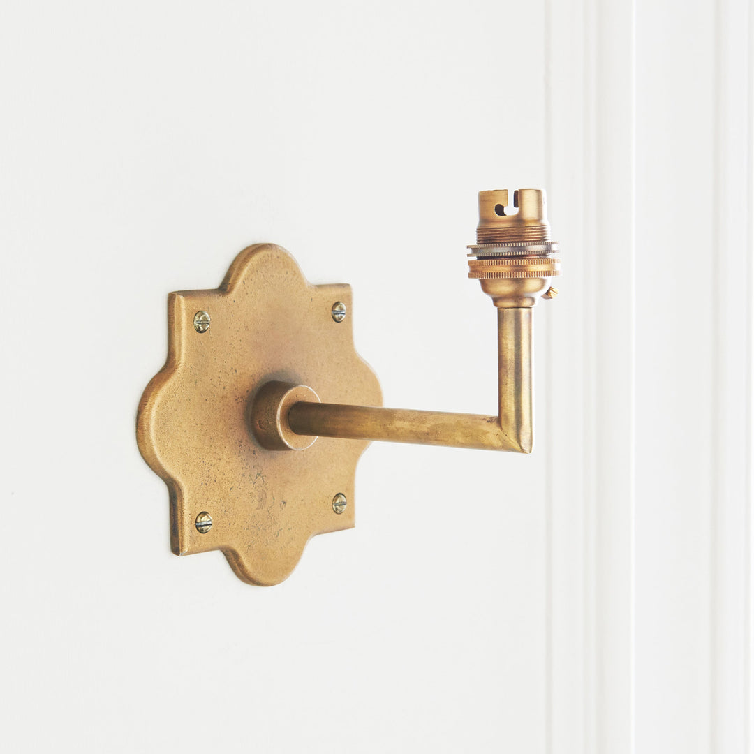 113786 Anvil Angle &amp; Ikat 16cm Wall Light Brass