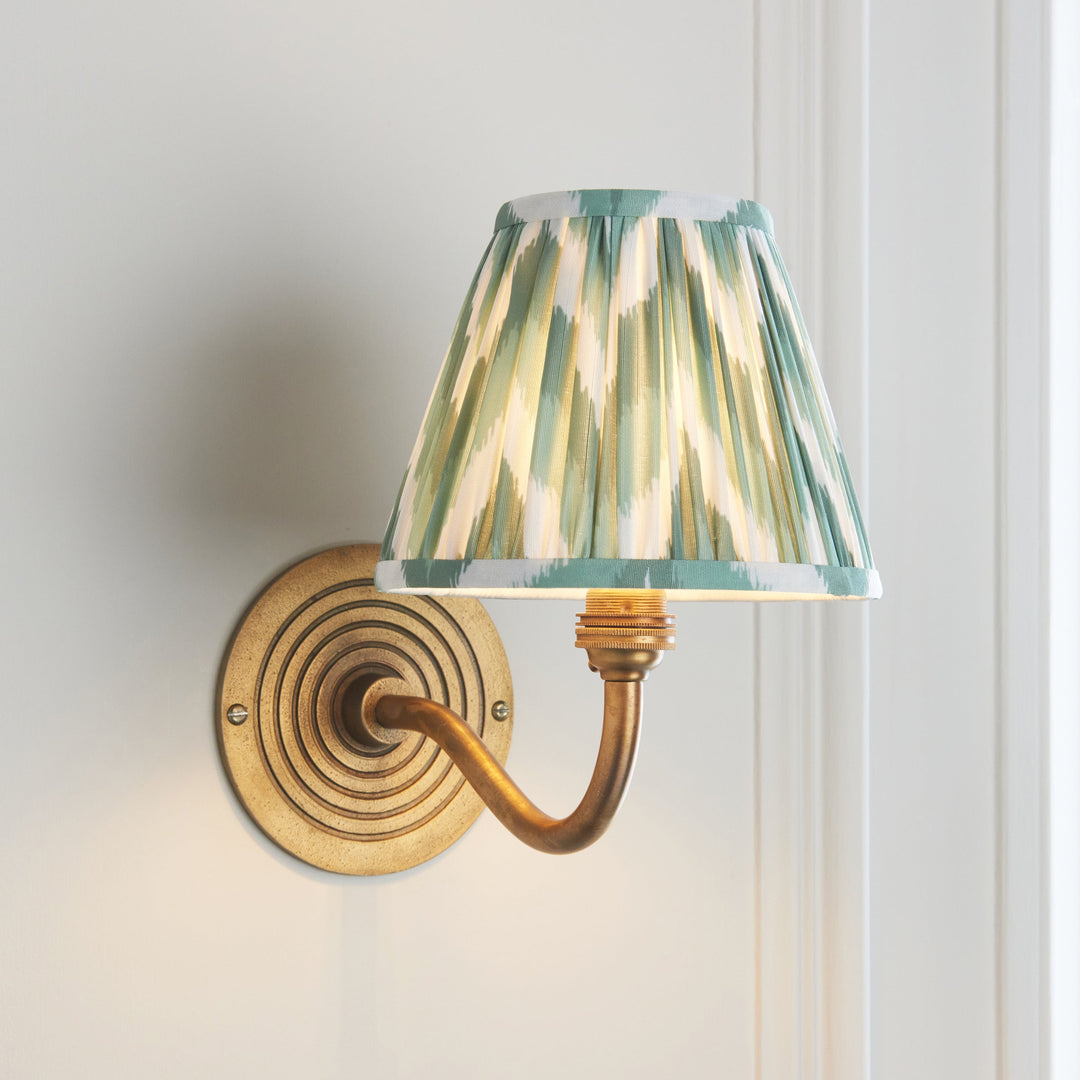 114095 Ripple Curve &amp; Zigzag 16cm Wall Light Brass Green
