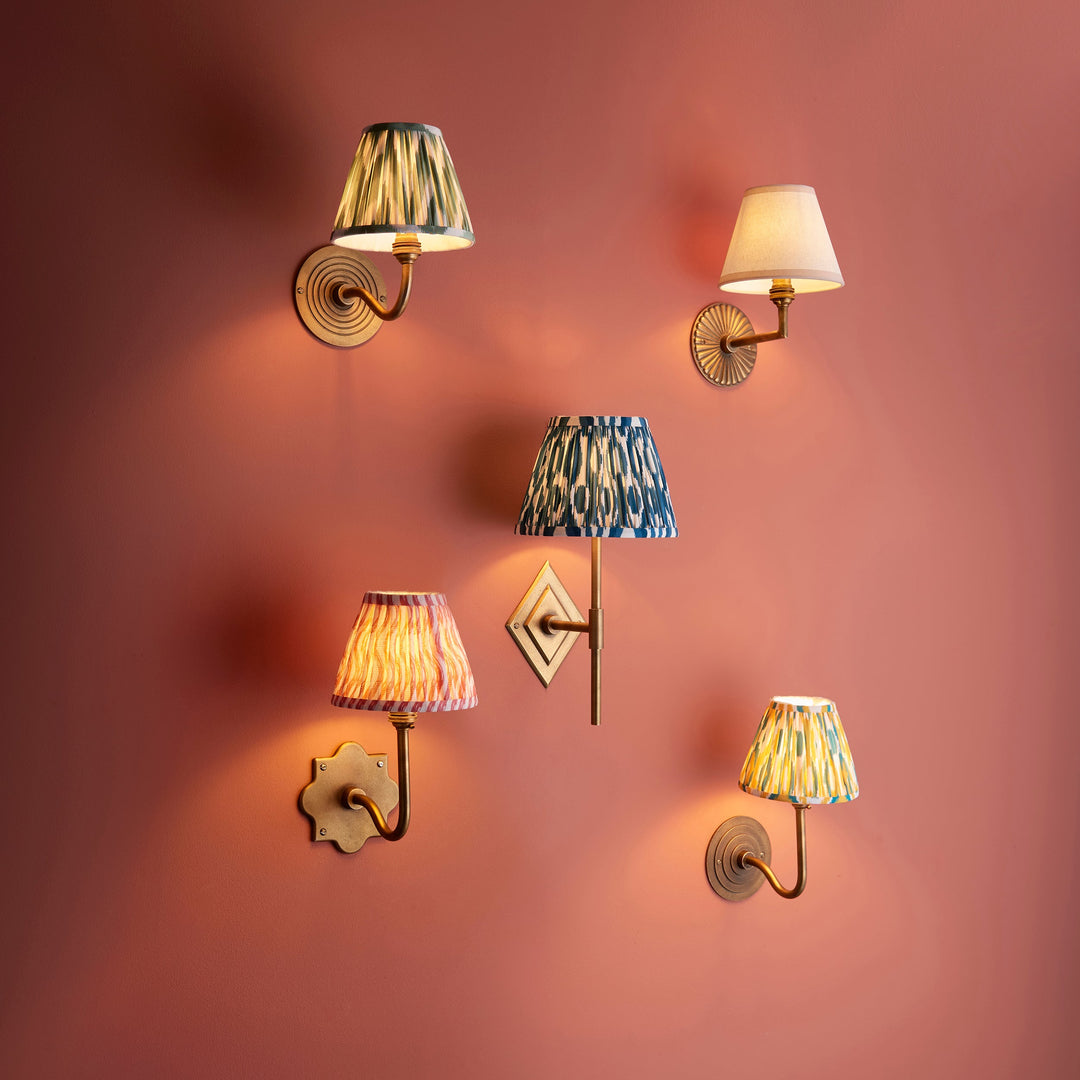 114095 Ripple Curve &amp; Zigzag 16cm Wall Light Brass Green