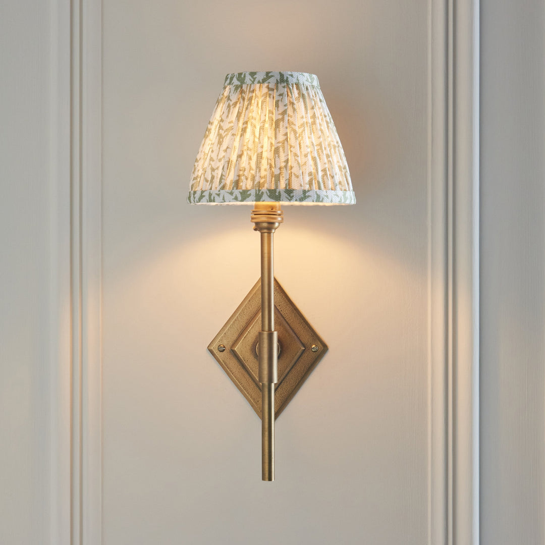 114133 Diamond Tall &amp; Leaf 16cm Wall Light Brass Green