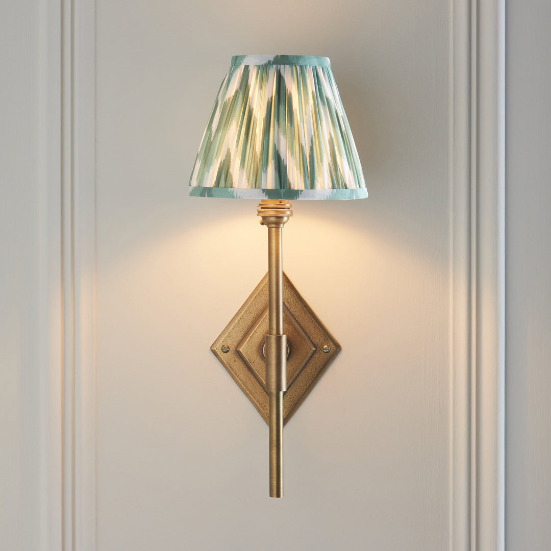 114138 Diamond Tall &amp; Zigzag 16cm Wall Light Brass Green