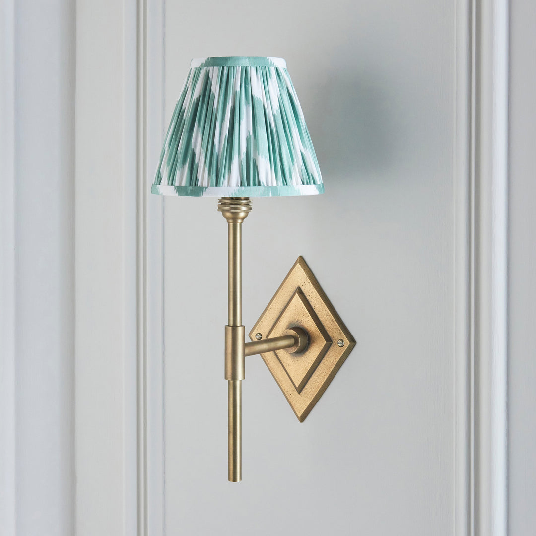 114138 Diamond Tall &amp; Zigzag 16cm Wall Light Brass Green