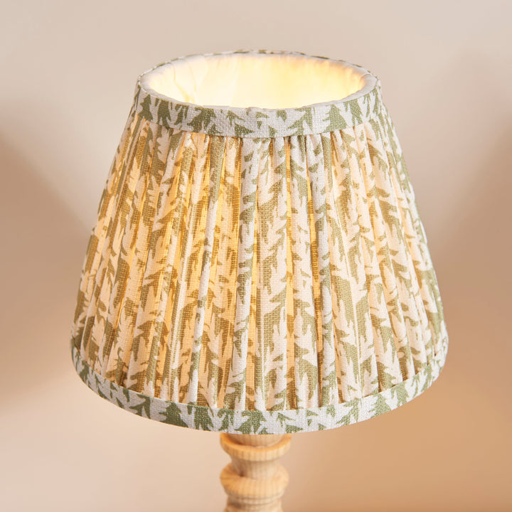 114285 Bibury &amp; Leaf 20cm Table Lamp Wood Green