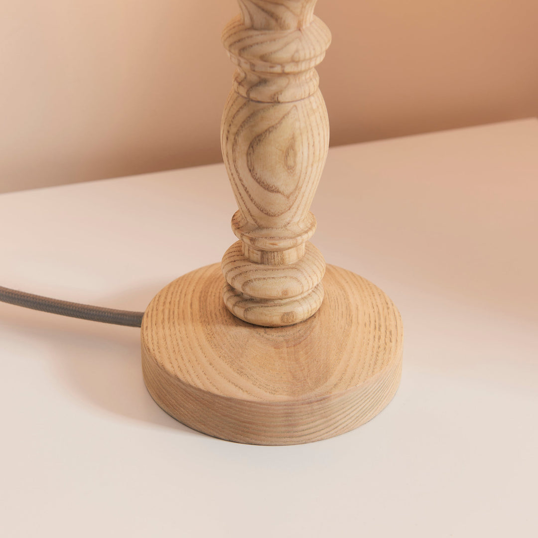 114296 Bibury &amp; Ivy 20cm Table Lamp Wood White