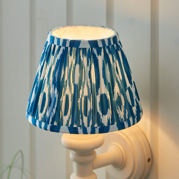 114446 Carnaby &amp; Ikat 20cm Wall Light White Blue