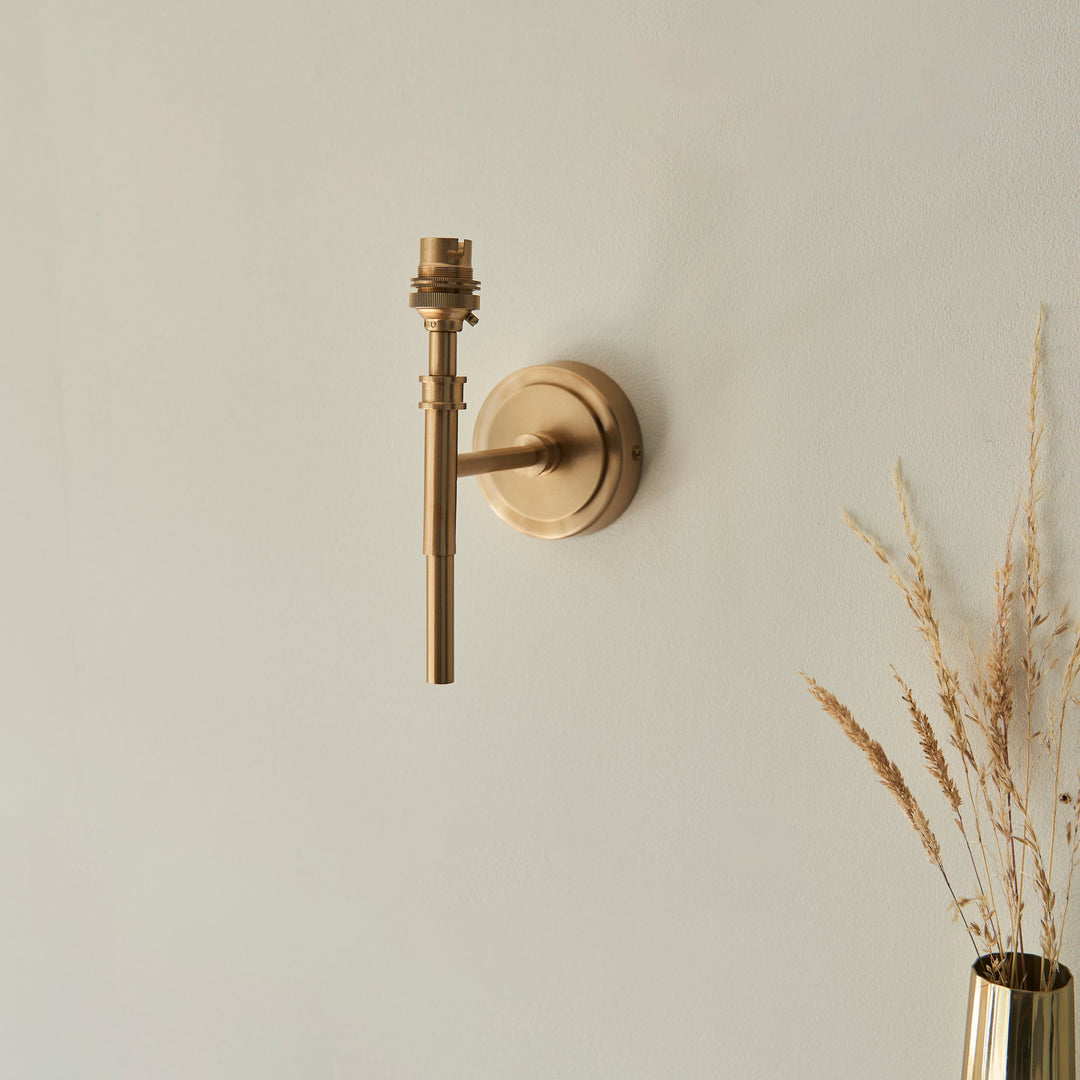 114602 Chester &amp; Zigzag 16cm Wall Light Brass Grey