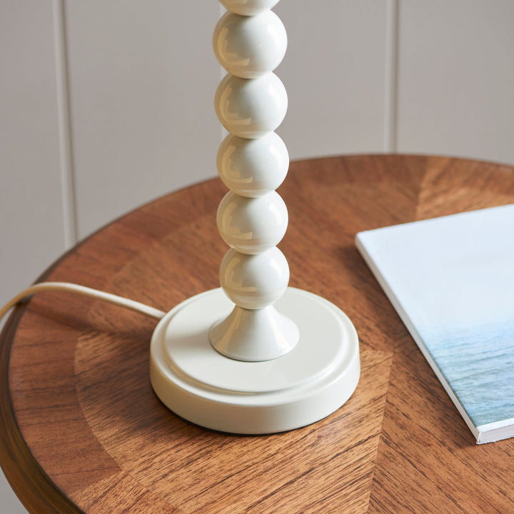 114689 Higgledy &amp; Ikat 25cm Table Lamp White Grey