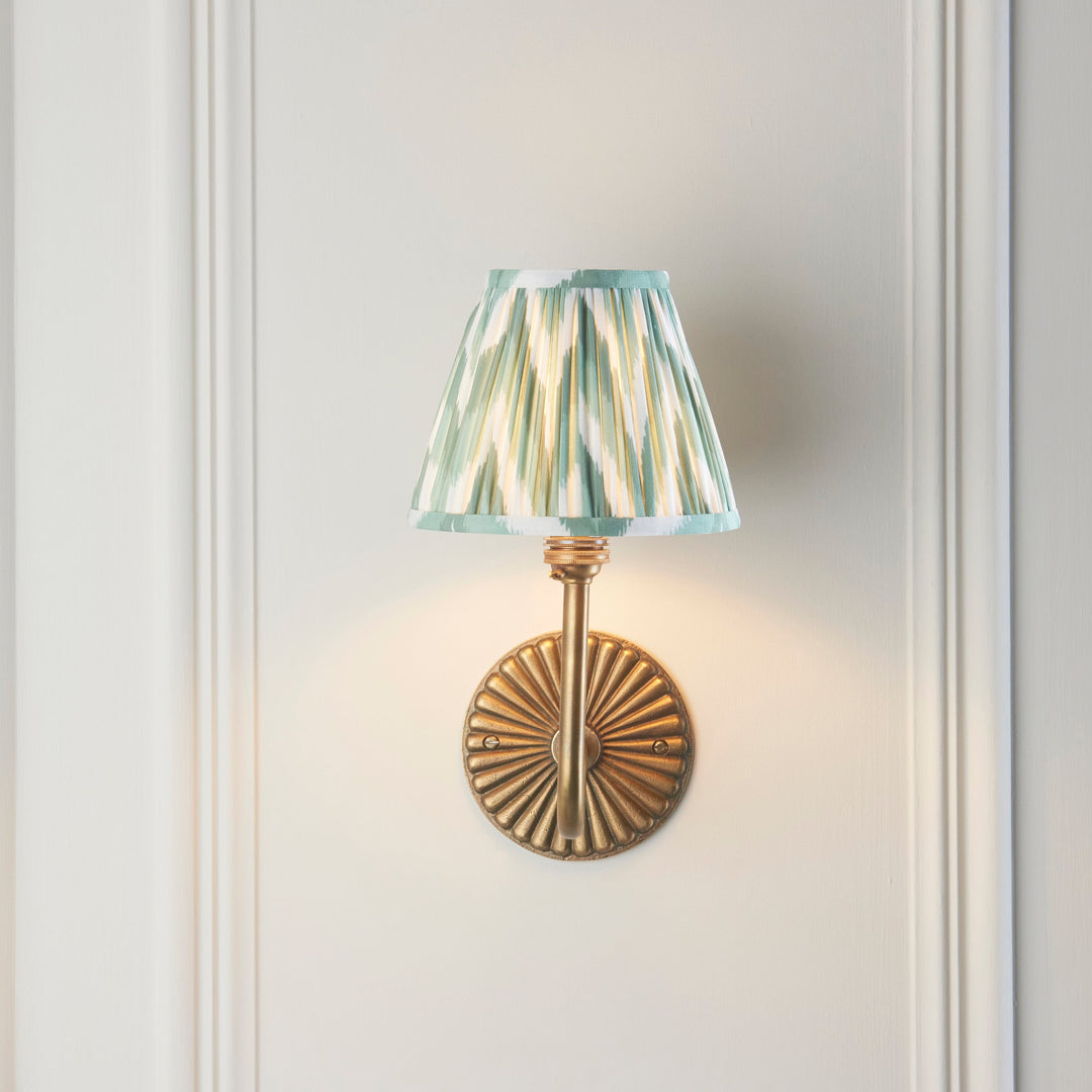 115292 Dahlia Swan &amp; Zigzag 16cm Wall Light Brass Green