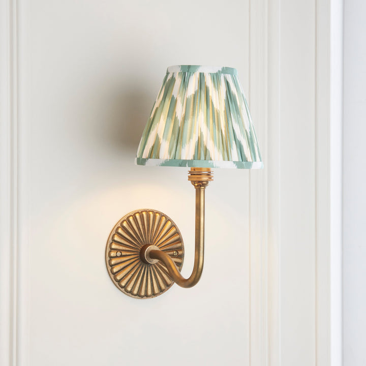 115292 Dahlia Swan &amp; Zigzag 16cm Wall Light Brass Green