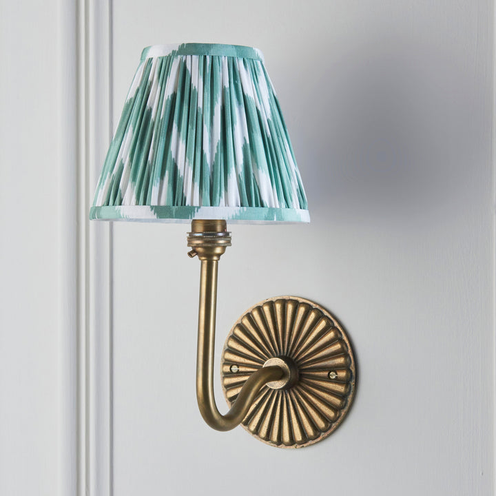 115292 Dahlia Swan &amp; Zigzag 16cm Wall Light Brass Green