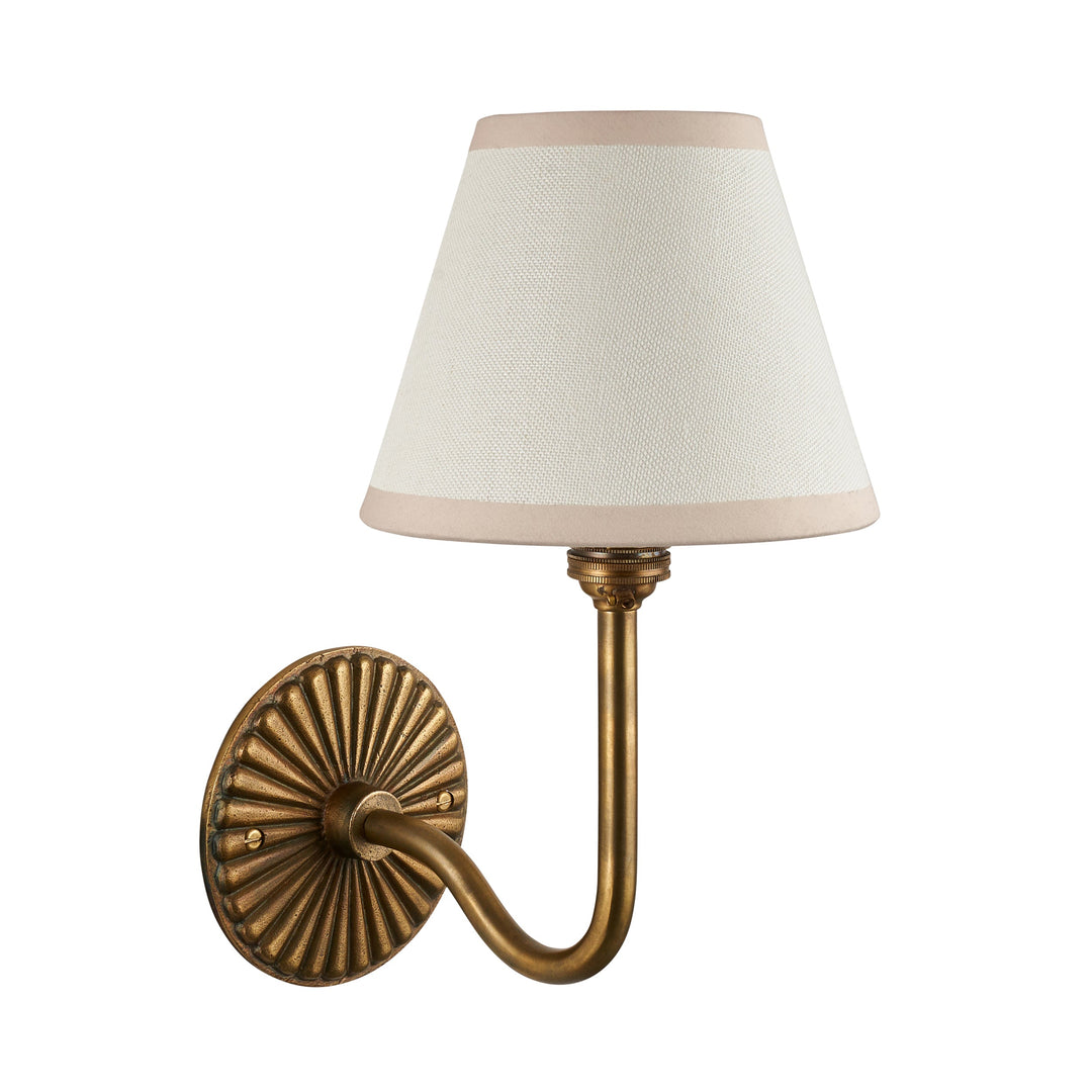 115297 Dahlia Swan &amp; Ivy 16cm Wall Light Brass White