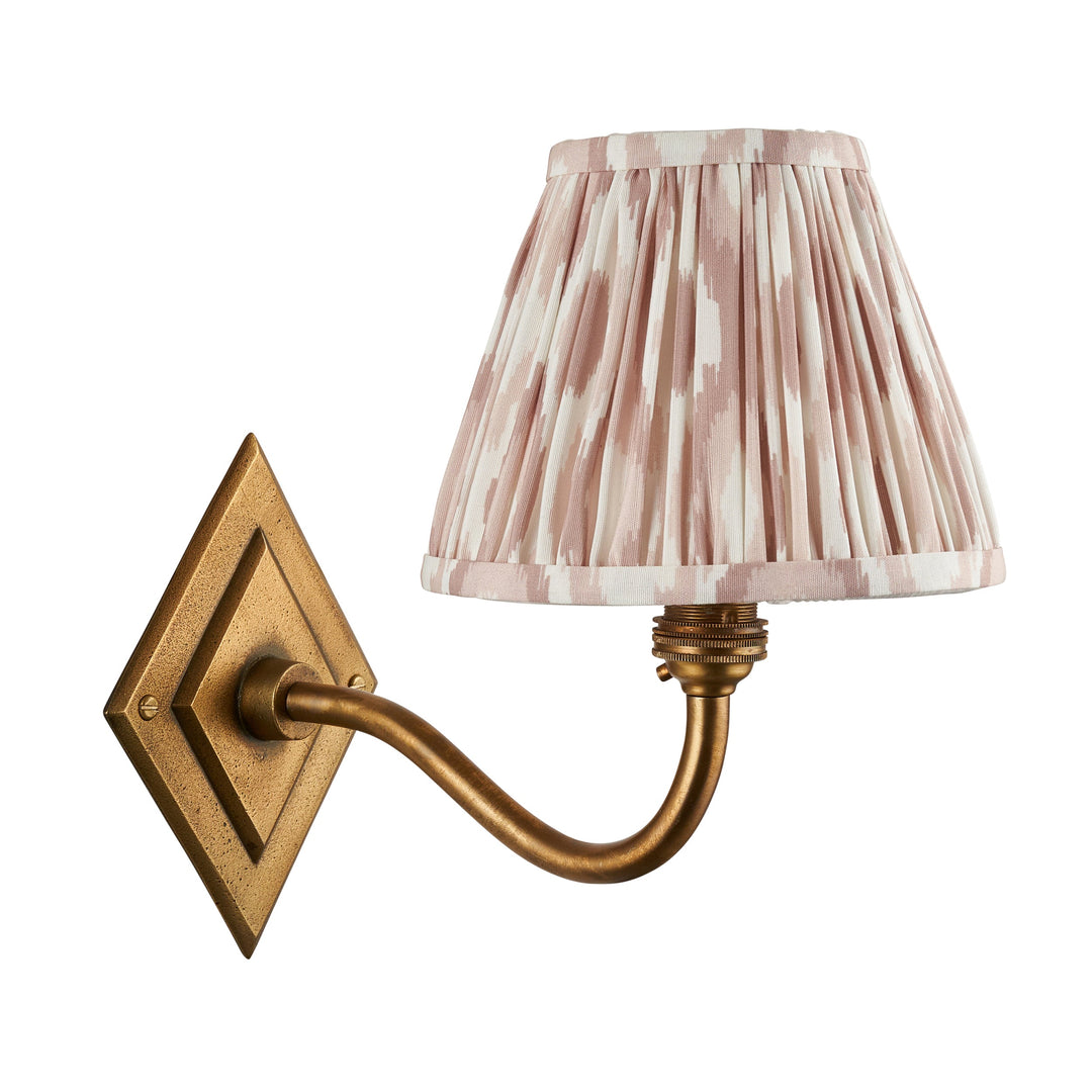 115406 Diamond Curve &amp; Ikat 16cm Wall Light Brass