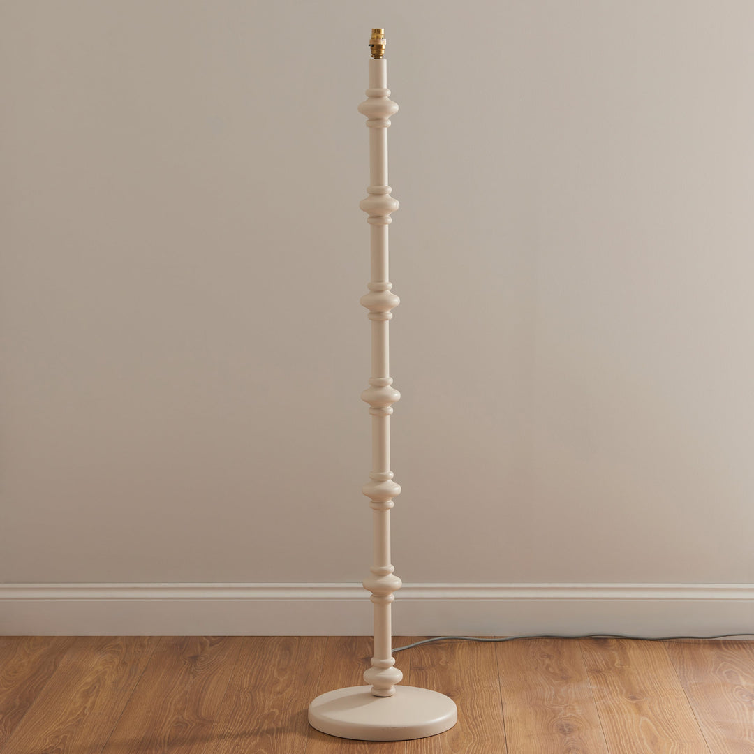 115486 Carnaby &amp; Ikat 35cm Floor Lamp White