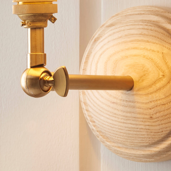 115841 Wood Wing &amp; Leaf 16cm Wall Light Wood Green