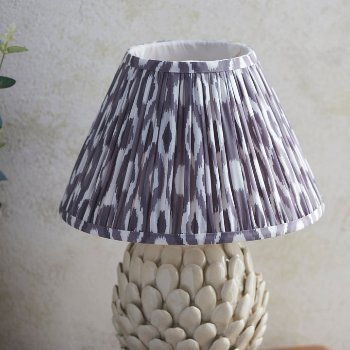 116418 Layered Leaf &amp; Ikat 30cm Table Lamp Ivory Grey