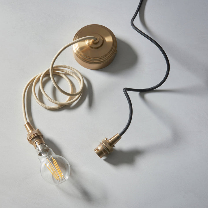 117662 Eltham Pendant Brass