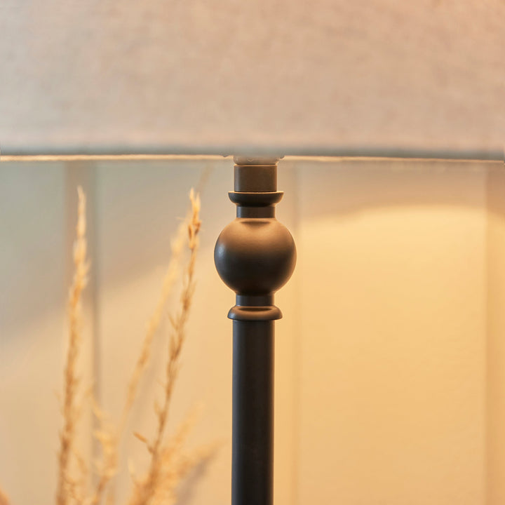 117828 Lille Table Lamp Black