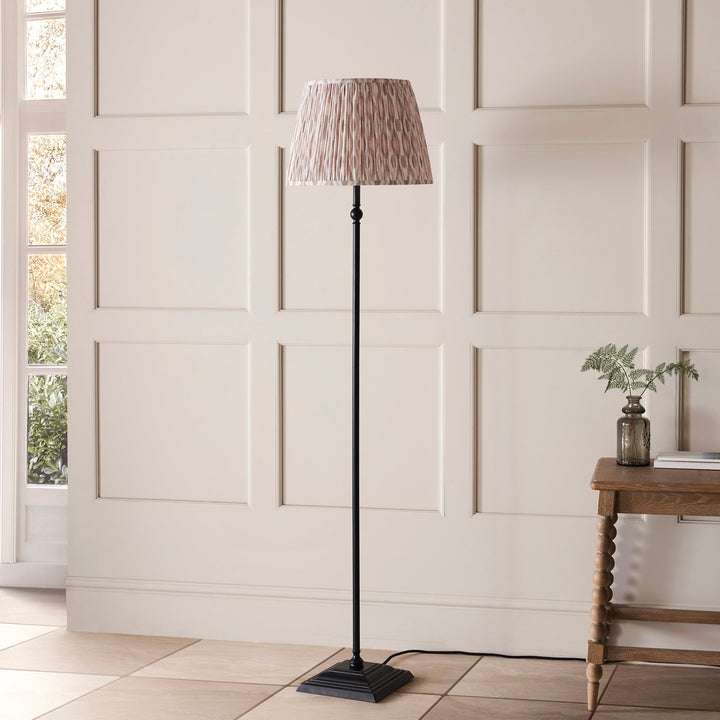 117997 Lille &amp; Ikat 40cm Floor Lamp Black