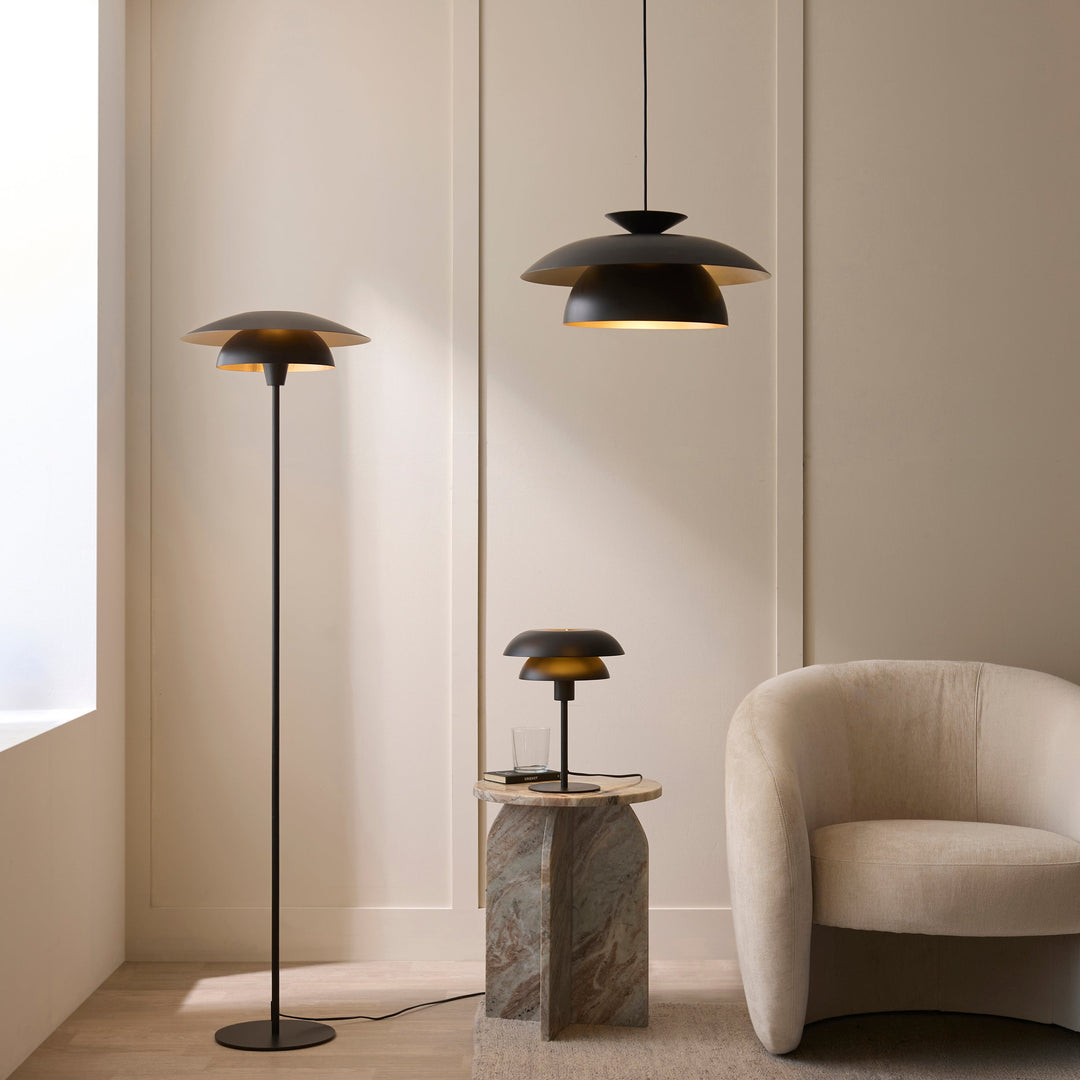 121069 Lyon Floor Lamp Black