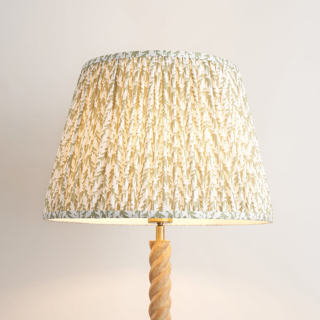 125404 Twist &amp; Leaf 40cm Floor Lamp Wood Green