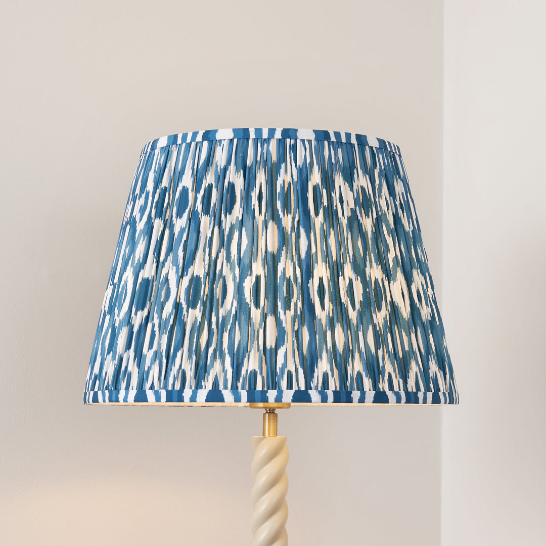 125406 Twist &amp; Ikat 40cm Floor Lamp White Blue