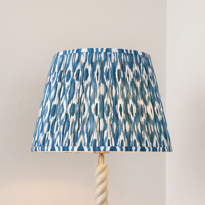 125406 Twist &amp; Ikat 40cm Floor Lamp White Blue