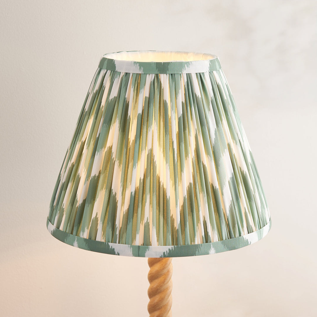 125410 Twist &amp; Zigzag25cm Table Lamp Wood Green