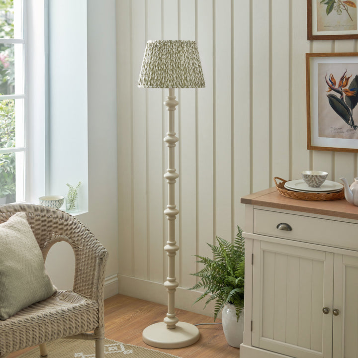 125491 Carnaby &amp; Leaf 35cm Floor Lamp White Green