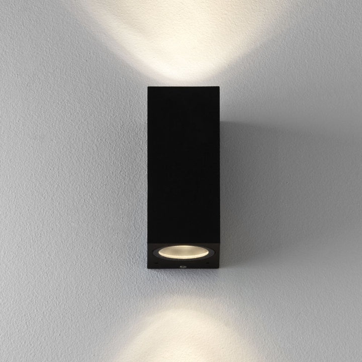 Astro 1310004 Chios 150 Outdoor Wall Light Textured Black (S)