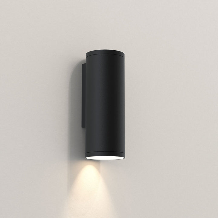 Astro 1428005 Ava 200 Outdoor Wall Light Textured Black (S)