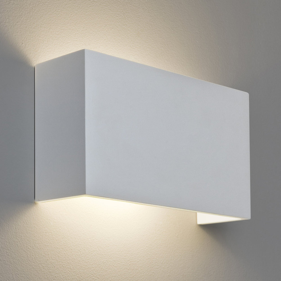Astro 1315001 Pella 325 Wall Light Plaster (S)