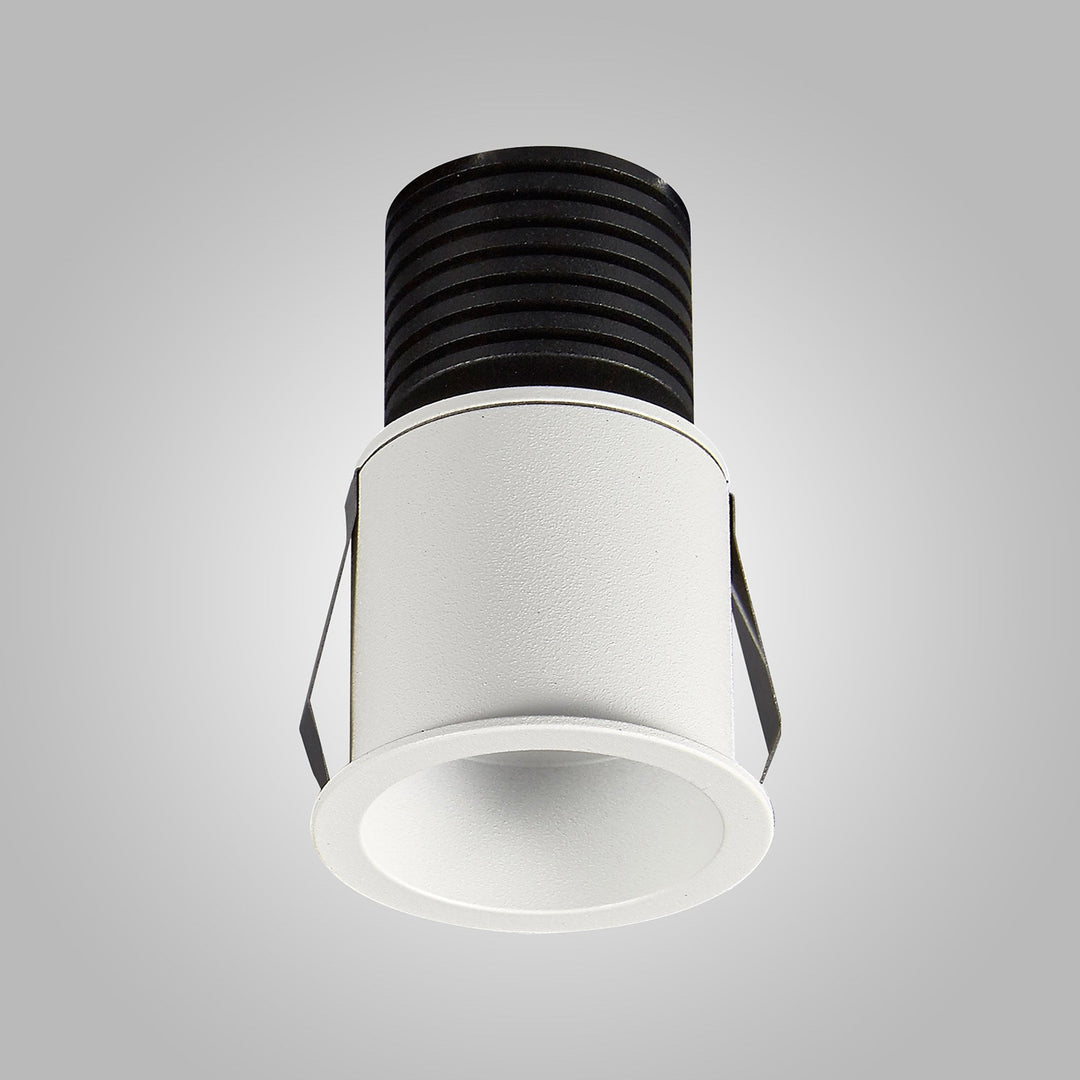 Mantra M7082 Guincho Outdoor Spotlight 5W LED Sand White (S)