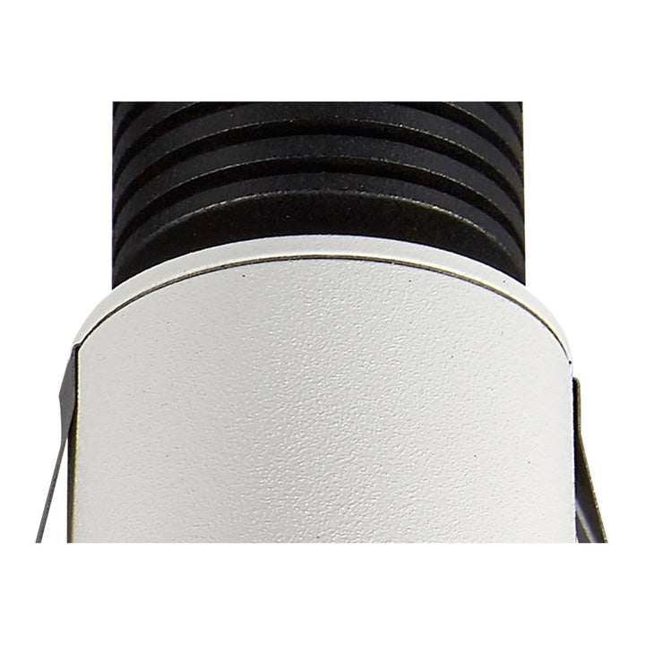 Mantra M7082 Guincho Outdoor Spotlight 5W LED Sand White (S)