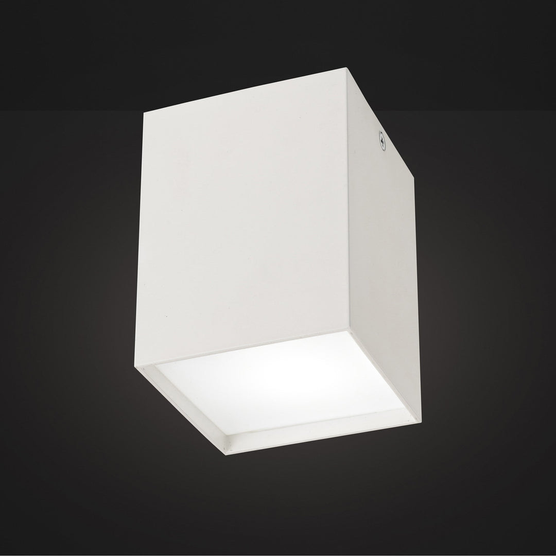 Mantra M5633 Kailua Flush Square 1 x GU10 White (S)