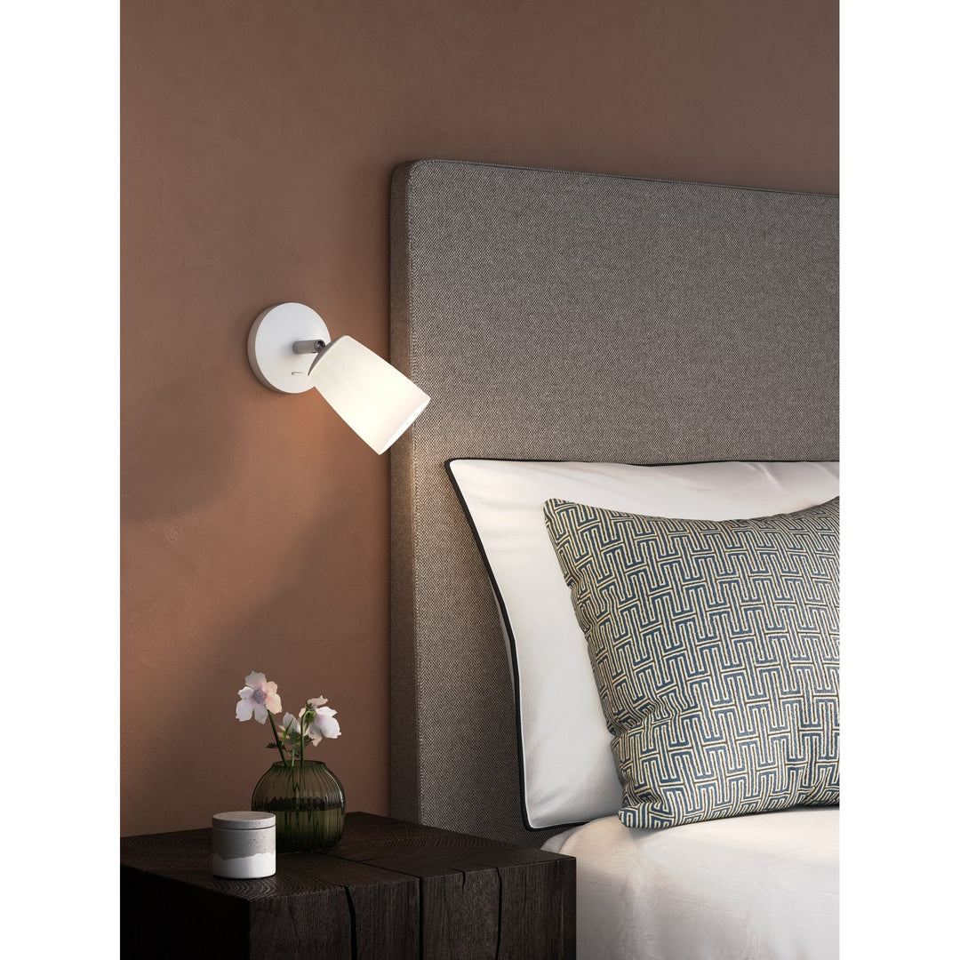 Astro 1467004 Carlton Wall Light Porcelain (S)