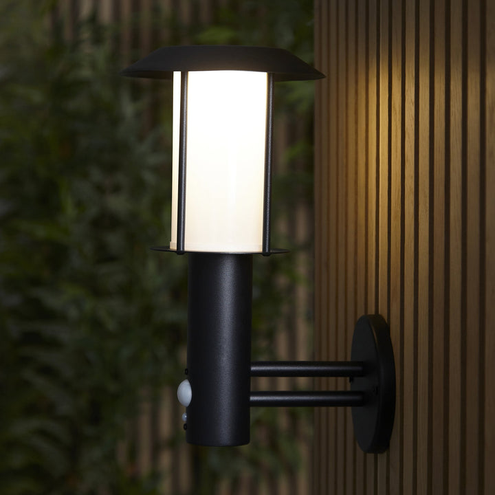 Endon 106467 Tarrow Outdoor 1 Light LED Wall Matt Black And White Pc (SD)