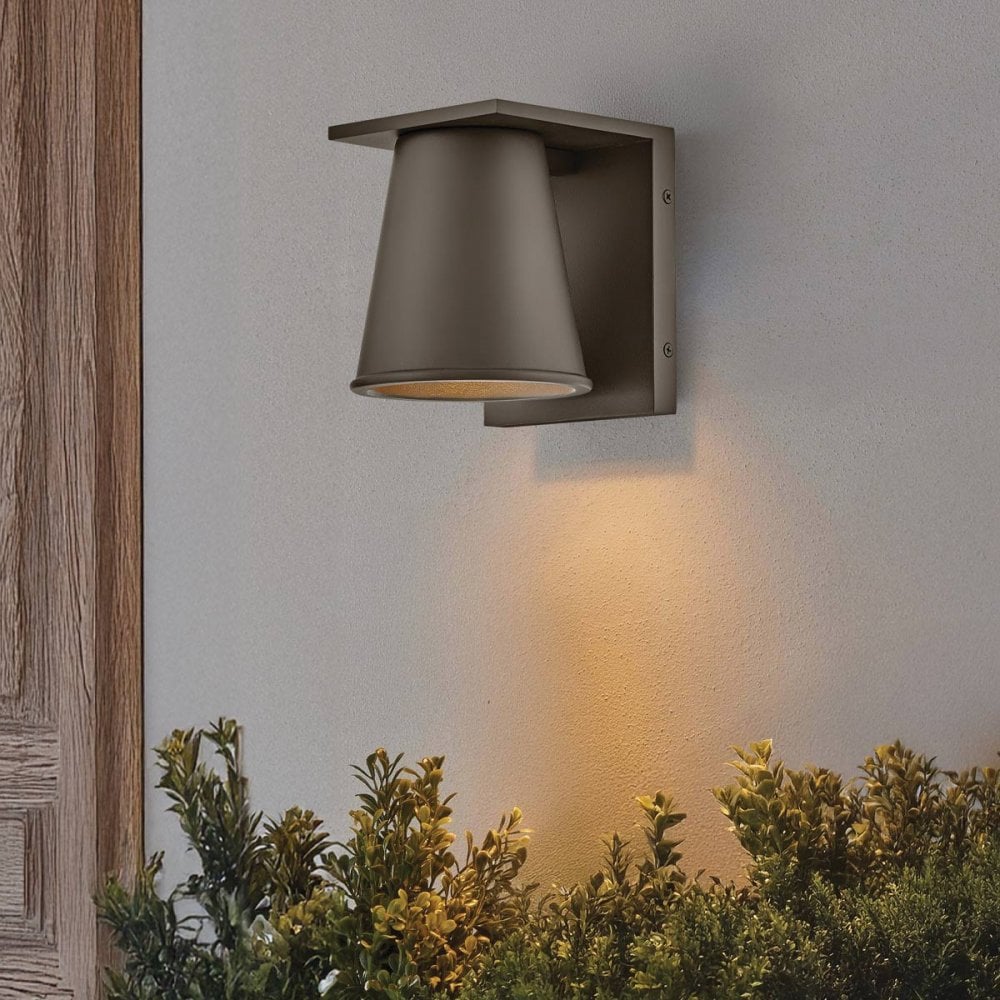 Hinkley Lighting HK-HANS-S-ABZ Hans 1 Light Outdoor LED Wall Lantern Architectural Bronze